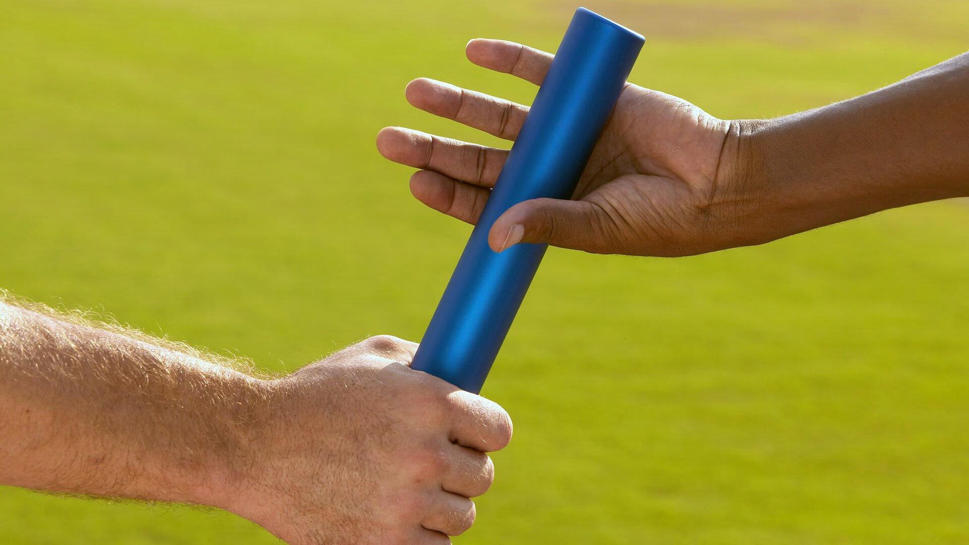 英雄联盟全球总决赛巅峰对决，新王登基，传奇永不落幕